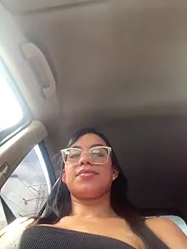 Snapshot of lulu_kis chatting on March 3, 2026, 6:37 pm lulu kis online show from March 3, 2026, 6:37 pm