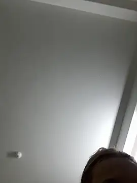 Snapshot of Lucy-Gold chatting on March 10, 2026, 2:10 pm Lucy-Gold online show from March 10, 2026, 2:10 pm