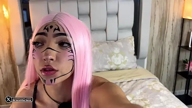 MarianaBranzz online show from July 21, 2026, 3:52 am