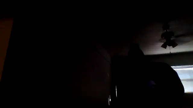 Snapshot of bigdick5157 chatting on October 15, 2025, 10:40 pm bigdick5157 online show from October 15, 2025, 10:40 pm