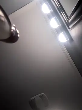 Snapshot of jonnyjenner chatting on February 6, 2026, 4:30 am jonnyjenner online show from February 6, 2026, 4:30 am