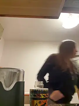 Sashabunny online show from December 16, 2025, 8:02 pm