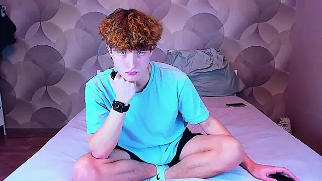 Ian Flor online show from December 5, 2025, 12:37 pm