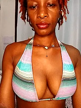 Ayrella02 online show from December 14, 2025, 6:35 pm