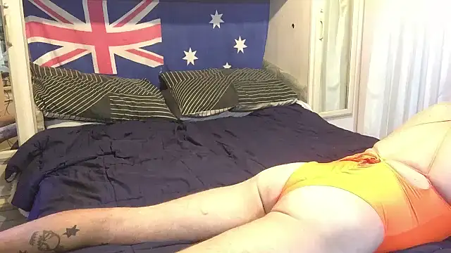 Snapshot of madaussiehere chatting on August 10, 2026, 4:30 am madaussiehere online show from August 10, 2026, 4:30 am