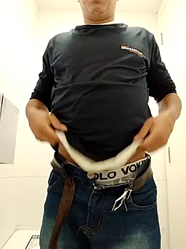 Seductiveblack online show from March 6, 2026, 2:34 pm