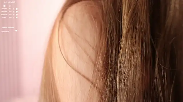  Pretty Doll  online show from October 28, 2025, 9:19 am