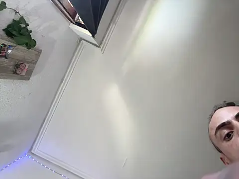 EnricoGio online show from February 14, 2026, 1:11 pm