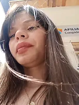 Snapshot of Violeta_12- chatting on December 2, 2025, 4:41 pm Violeta 12- online show from December 2, 2025, 4:41 pm