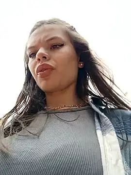 Snapshot of Violeta_12- chatting on December 20, 2025, 4:32 pm Violeta 12- online show from December 20, 2025, 4:32 pm