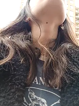 Snapshot of Violeta_12- chatting on November 9, 2025, 4:44 pm Violeta 12- online show from November 9, 2025, 4:44 pm