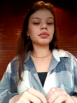 Snapshot of Violeta_12- chatting on February 13, 2025, 8:45 pm Violeta 12- online show from February 13, 2025, 8:45 pm