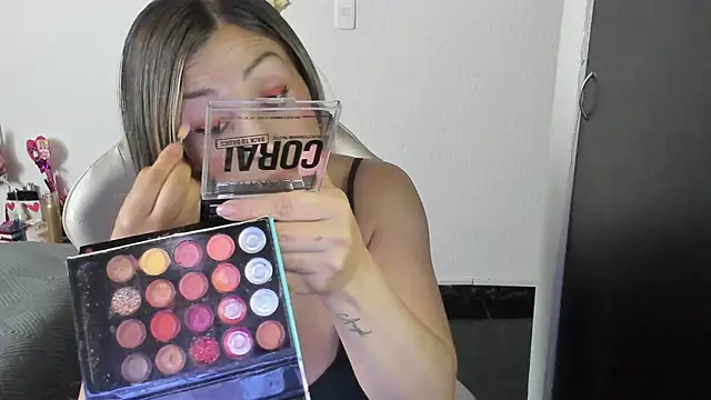 Snapshot of Andreina_Suann chatting on January 13, 2026, 11:47 am Andreina Suann online show from January 13, 2026, 11:47 am