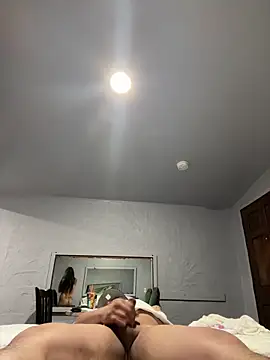 Snapshot of Gin4Cole chatting on December 22, 2024, 11:31 pm Gin4Cole online show from December 22, 2024, 11:31 pm