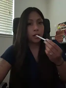 Snapshot of Gin4Cole chatting on January 29, 2025, 12:33 am Gin4Cole online show from January 29, 2025, 12:33 am