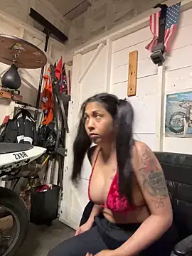 Snapshot of Gin4Cole chatting on February 27, 2025, 1:28 pm Gin4Cole online show from February 27, 2025, 1:28 pm