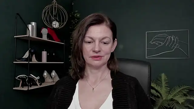 VivianWILD online show from January 7, 2026, 7:46 am