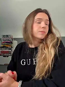 lucie mehott online show from November 4, 2025, 8:18 am