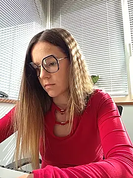 lucie mehott online show from June 5, 2026, 7:47 am