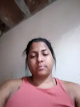 Giselabrunette25 online show from April 9, 2026, 10:16 pm