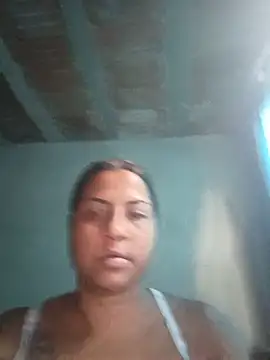 Snapshot of Giselabrunette25 chatting on July 8, 2026, 12:06 pm Giselabrunette25 online show from July 8, 2026, 12:06 pm