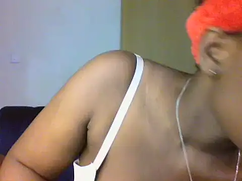 Snapshot of Thickyannah chatting on September 17, 2025, 11:18 pm Thickyannah online show from September 17, 2025, 11:18 pm