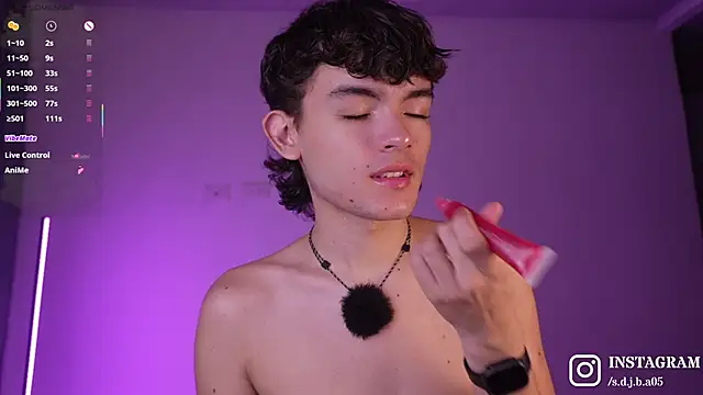 Angelo 018 online show from March 28, 2026, 2:23 am