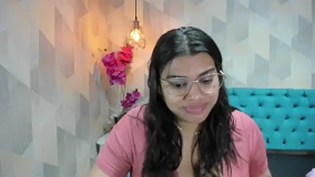 Snapshot of LindaBreeS chatting on March 15, 2026, 2:35 pm LindaBreeS online show from March 15, 2026, 2:35 pm