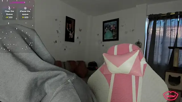 Snapshot of katty_snow chatting on September 25, 2025, 10:16 pm katty snow online show from September 25, 2025, 10:16 pm