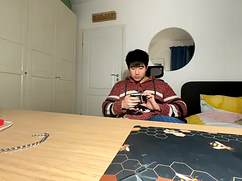 jungcock3210 online show from October 28, 2025, 5:01 pm