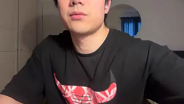 Snapshot of jungcock3210 chatting on February 18, 2026, 3:30 pm jungcock3210 online show from February 18, 2026, 3:30 pm