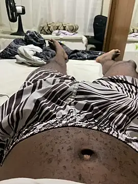 eirdxxx online show from February 24, 2025, 5:11 am