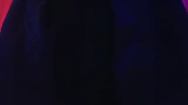 Julieta Russell online show from November 4, 2025, 12:20 pm