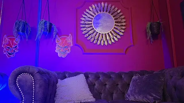 Snapshot of Julieta_Russell chatting on February 7, 2026, 12:02 pm Julieta Russell online show from February 7, 2026, 12:02 pm