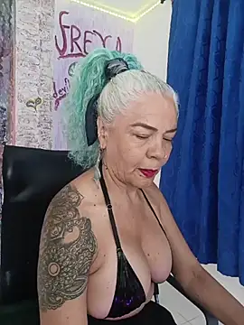 freyadevil333 online show from March 21, 2026, 11:14 am