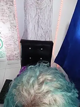 Snapshot of freyadevil333 chatting on February 27, 2026, 1:44 pm freyadevil333 online show from February 27, 2026, 1:44 pm