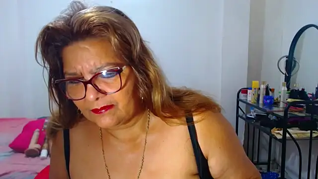 maturehot649 online show from March 24, 2026, 2:06 pm