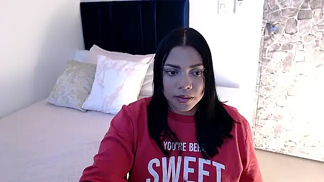 Snapshot of angela_santana_ chatting on September 19, 2025, 6:34 pm angela santana  online show from September 19, 2025, 6:34 pm