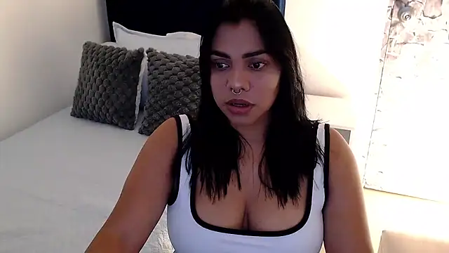 Snapshot of angela_santana_ chatting on September 27, 2025, 6:36 pm angela santana  online show from September 27, 2025, 6:36 pm