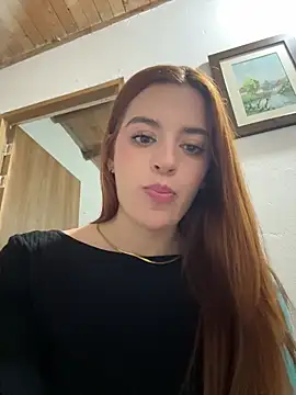 Bellacrox online show from November 19, 2025, 2:44 am