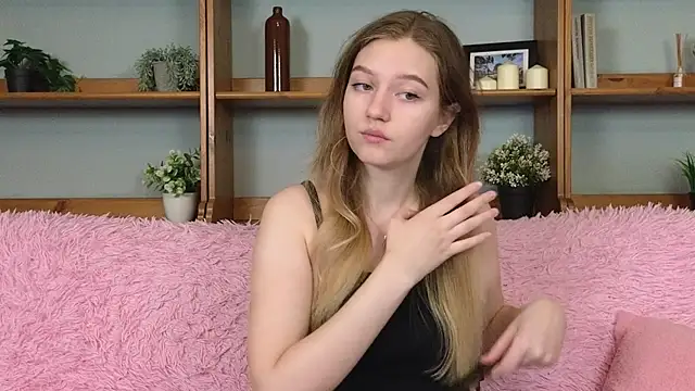 Ksuhesa online show from November 24, 2025, 1:16 am