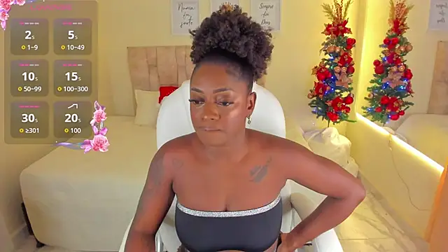 Snapshot of Ananya_Kay01 chatting on November 24, 2025, 11:27 pm Ananya Kay01 online show from November 24, 2025, 11:27 pm