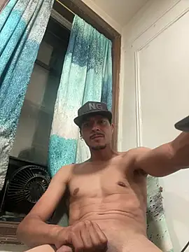 Snapshot of DickJusGrowz chatting on July 9, 2026, 5:08 am DickJusGrowz online show from July 9, 2026, 5:08 am