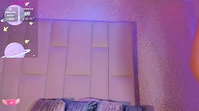 Summer walkerr online show from March 15, 2025, 12:45 pm