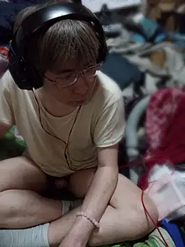 tocchiki online show from May 28, 2026, 3:51 pm