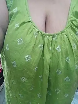 Snapshot of Ivy-09 chatting on January 7, 2026, 9:25 am Ivy-09 online show from January 7, 2026, 9:25 am