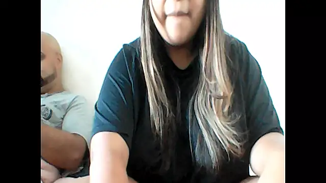 ArisaGonzalez online show from November 2, 2025, 9:47 am