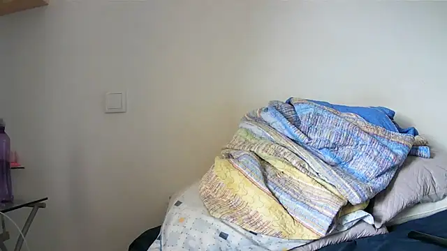 ArisaGonzalez online show from October 12, 2025, 3:57 pm