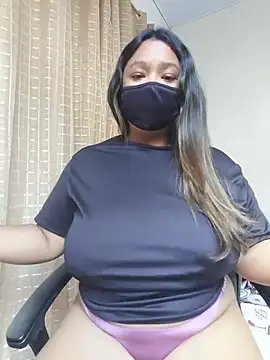 ArisaGonzalez online show from July 29, 2026, 5:56 pm