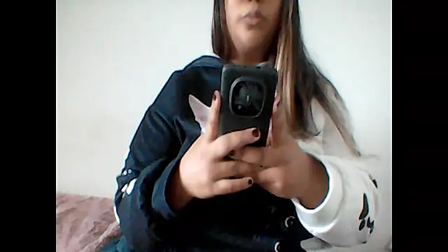 ArisaGonzalez online show from November 14, 2025, 11:03 am